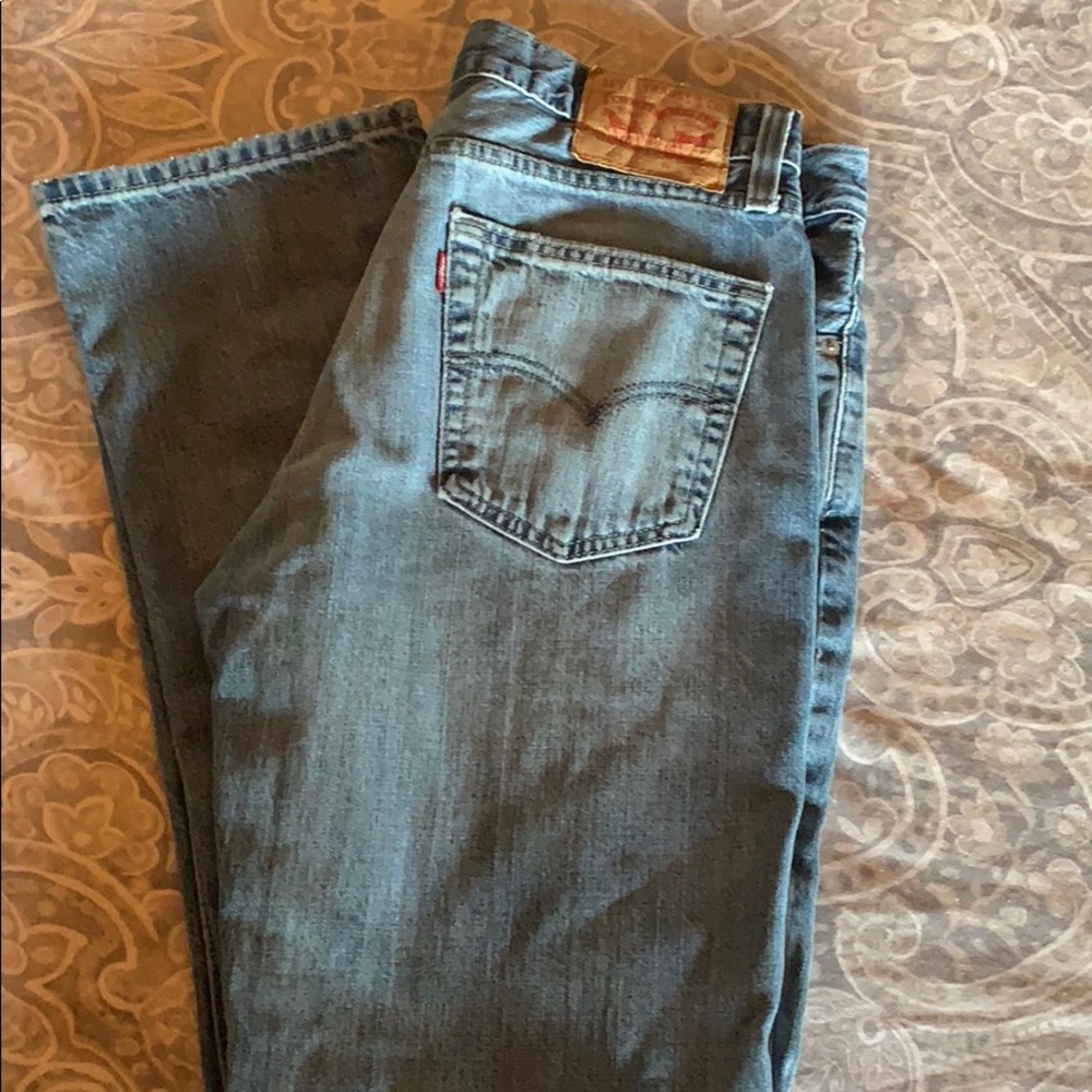 Levi’s Jeans size 32X32 514 cut jeans. Slim fit